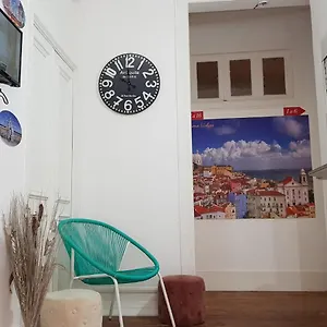 Hostel 7 Luz 