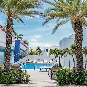 Ocean Z Boutique ***** Palm Beach