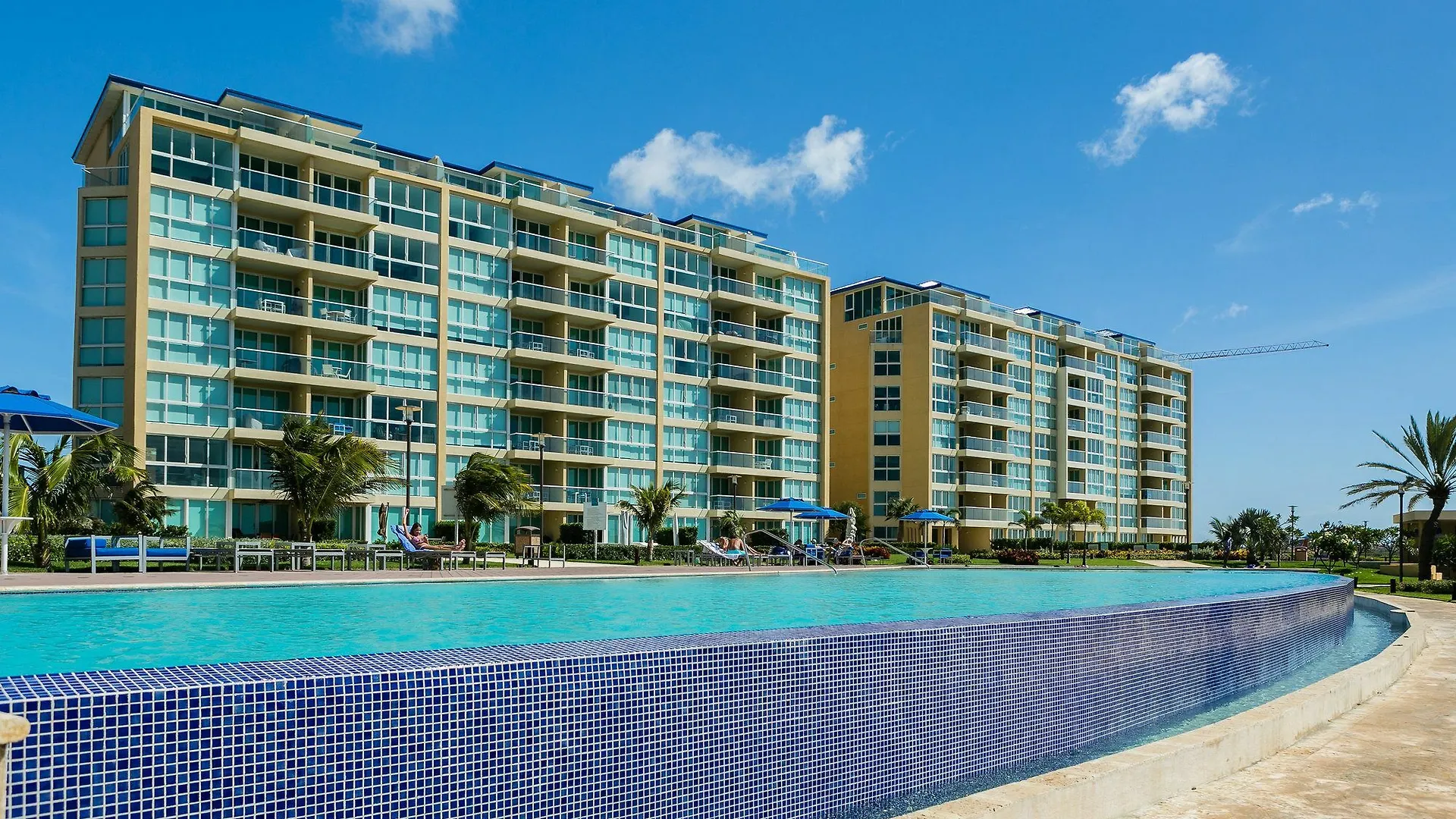 Aparthotel Blue Residences Palm Beach