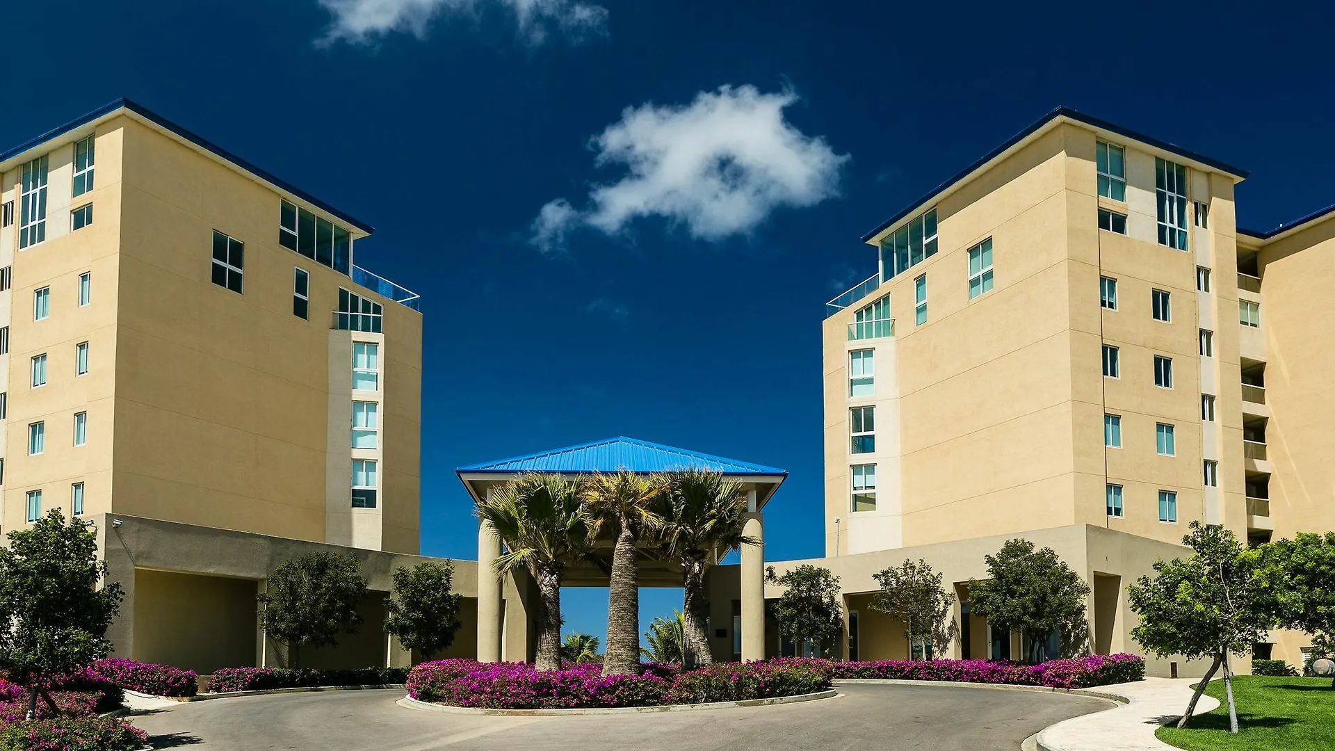 Blue Residences Palm Beach Lägenhetshotell